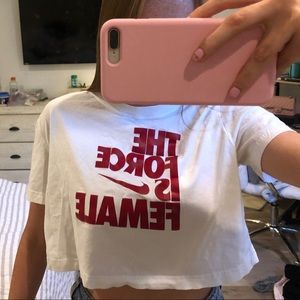 Cropped nike tee